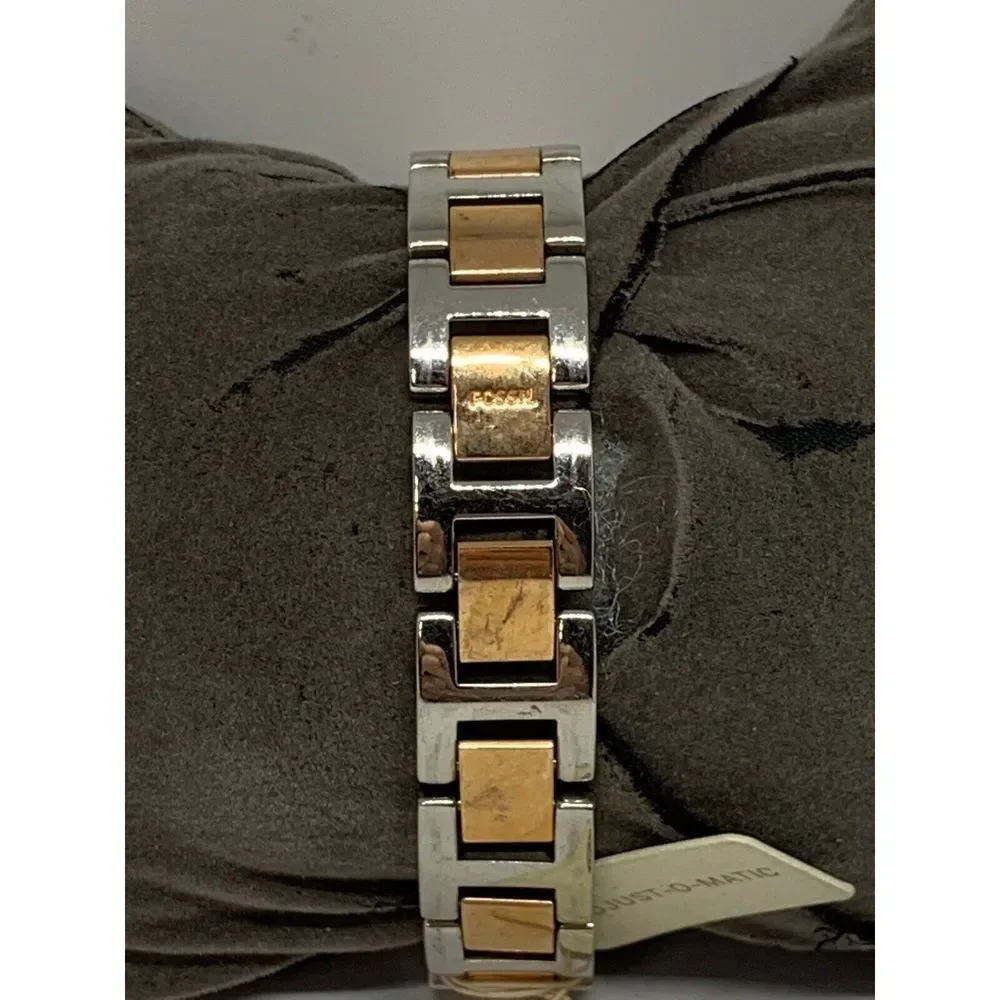 Fossil Women’s ES3405 Analog Two-tone Stainless Steel Watch FR35